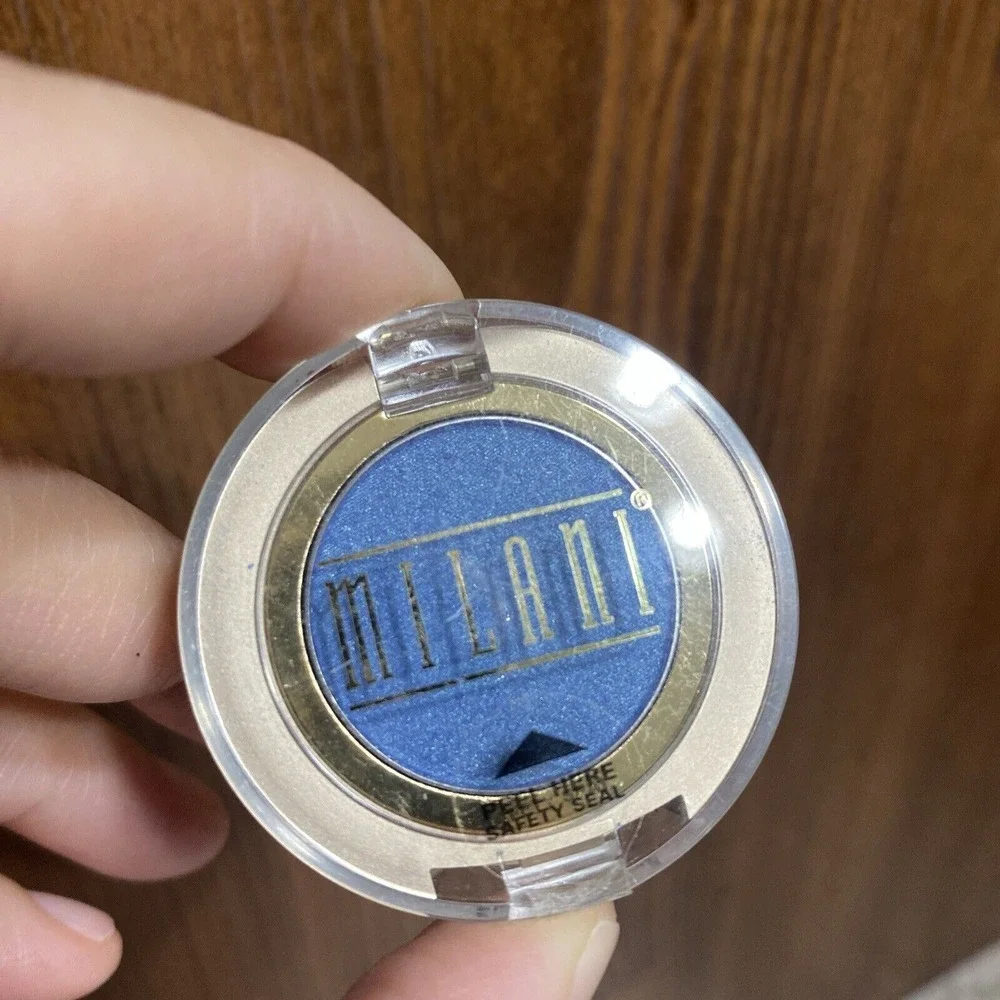 MILANI Eyeshadow Single #21 Blue Heaven .058oz New